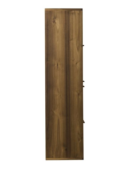 Exceptionally built cabinet
