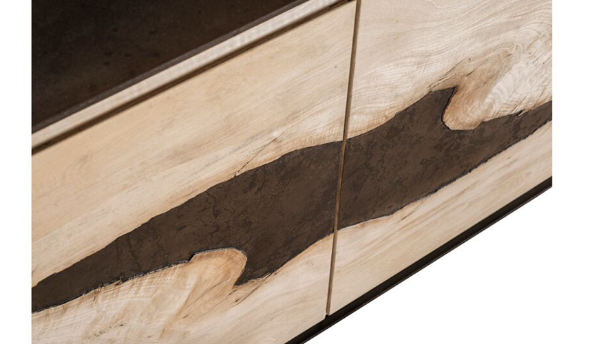 Beautifully crafted cabinet