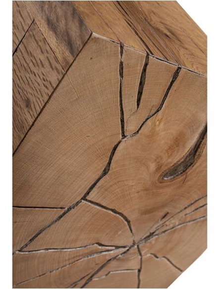 Well-crafted and roomy cabinet