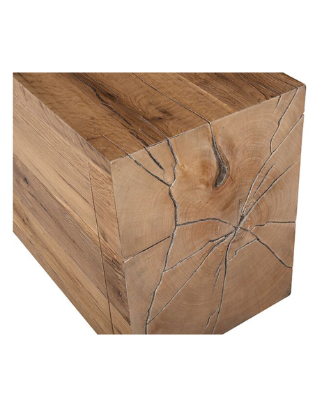 Well-crafted and roomy cabinet
