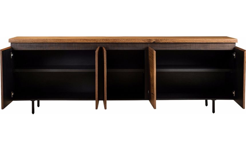 Admirable and functional cabinet