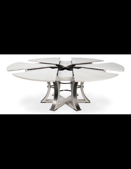 Classic Jupe table with modern allure