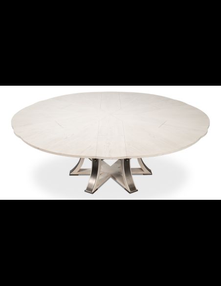 Classic Jupe table with modern allure