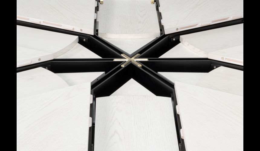 Jupe table is styled for the youth looking for classic furniture. Its beautiful combination of rustic metal and oak wood