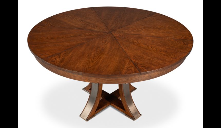 Round table with self-storing leaves. Palladio finish on oak wood