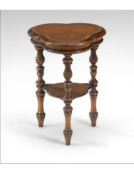 Luxurious Home Clover Leaf Accent Table