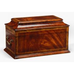 Decorative Accessories Luxurious home Mahogany Box