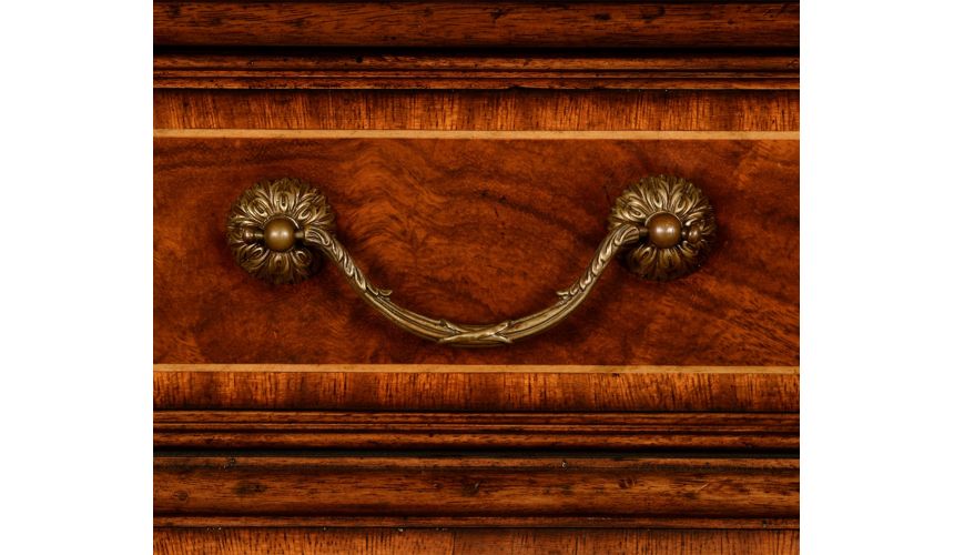 Executive Desks Mahogany compact single pedestal desk