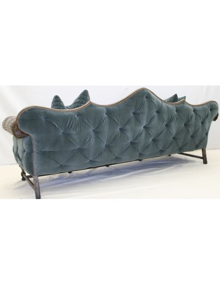 SOFA, COUCH & LOVESEAT Sofa 8000-04