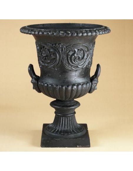 Luxurious Home Accessories Urn with Scroll Relief