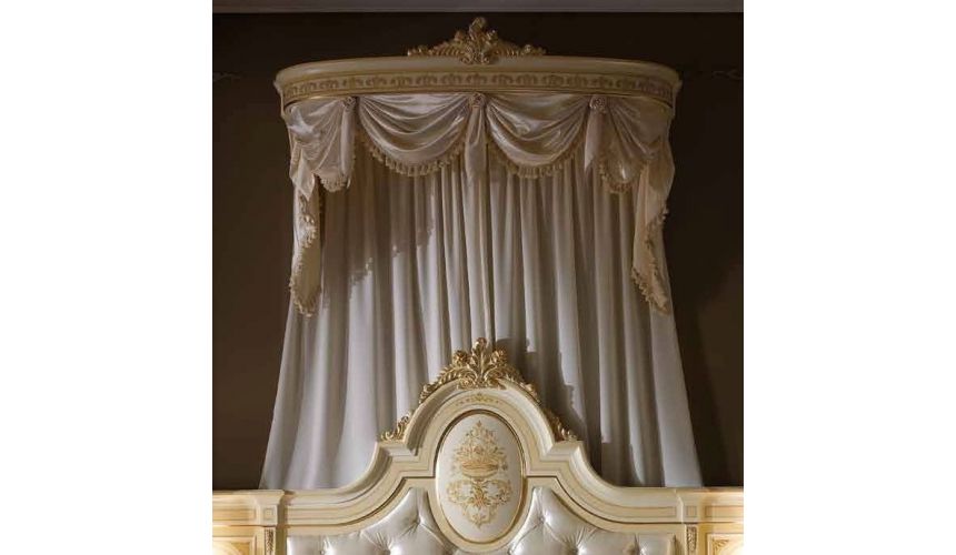 Queen and King Sized Beds Elegant bed set. Luxury furniture.