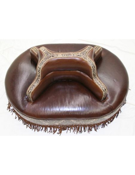 Four seater leather center bench 4