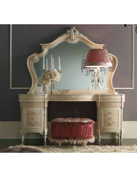 BEDS - Queen, King & California King Sizes Glamor girl bedroom set from our Furniture Masterpiece Collection