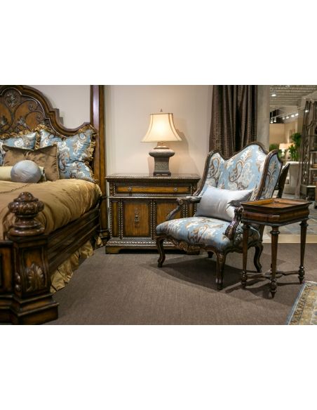 Queen and King Sized Beds Live like a King, luxury furnishings for castles to cottages