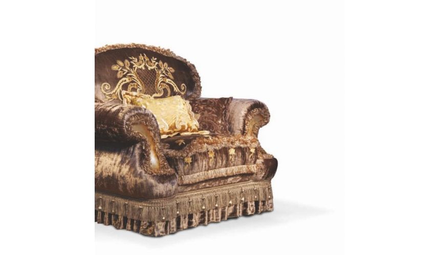 Furniture Masterpieces Classic Style Arm Chair From Our Vogue Collection
