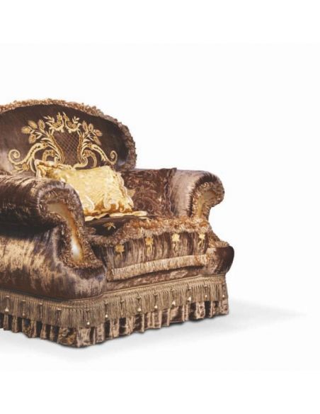 Furniture Masterpieces Classic Style Arm Chair From Our Vogue Collection