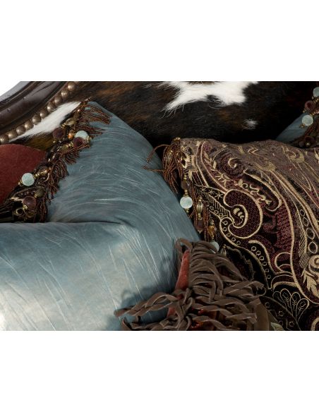 SOFA, COUCH & LOVESEAT Aristocratic Humpback Sofa