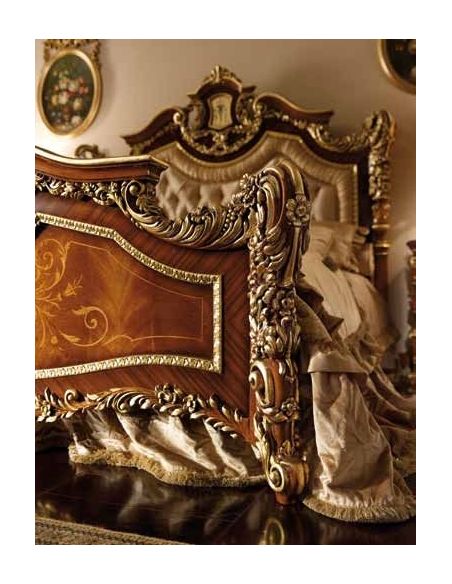BEDS - Queen, King & California King Sizes Master bedroom with boiserie. Furniture Masterpiece Collection.