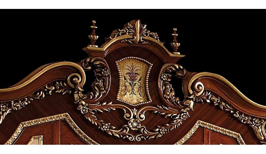 LUXURY BEDROOM FURNITURE Master bed with tufted headboard. Furniture Masterpiece Collection.