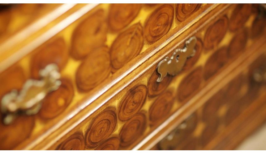 Chest of Drawers Walnut and Oyster Veneer Chest of Drawers-34