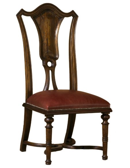 Queen Anne style splat back dining chair. Luxury furniture. 443